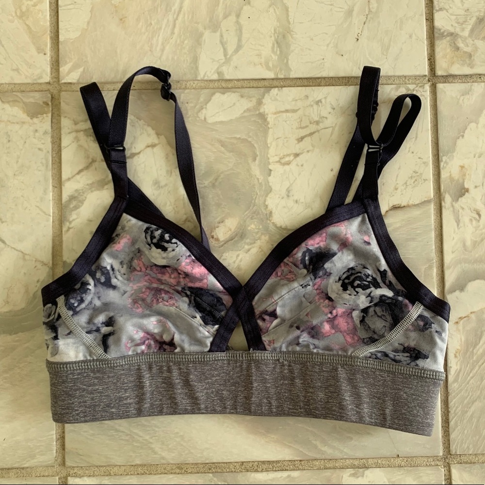 LULULEMON bra